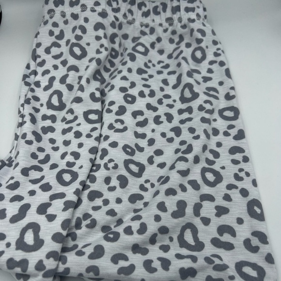 - New Roudelain Tank Top & Shorts Pajama Set - Chance Cheetah White S - Picture 3 of 4